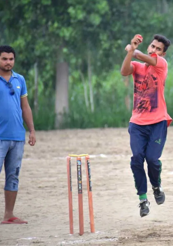 Outdoor cricket on the grounds, things to do in Chikmagalur homestay.